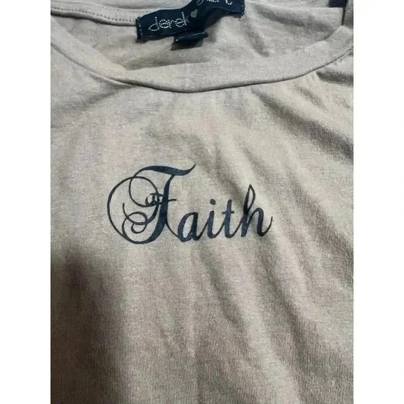 derek heart junior ong sleeve crop top "faith" size small - Picture 2 of 4